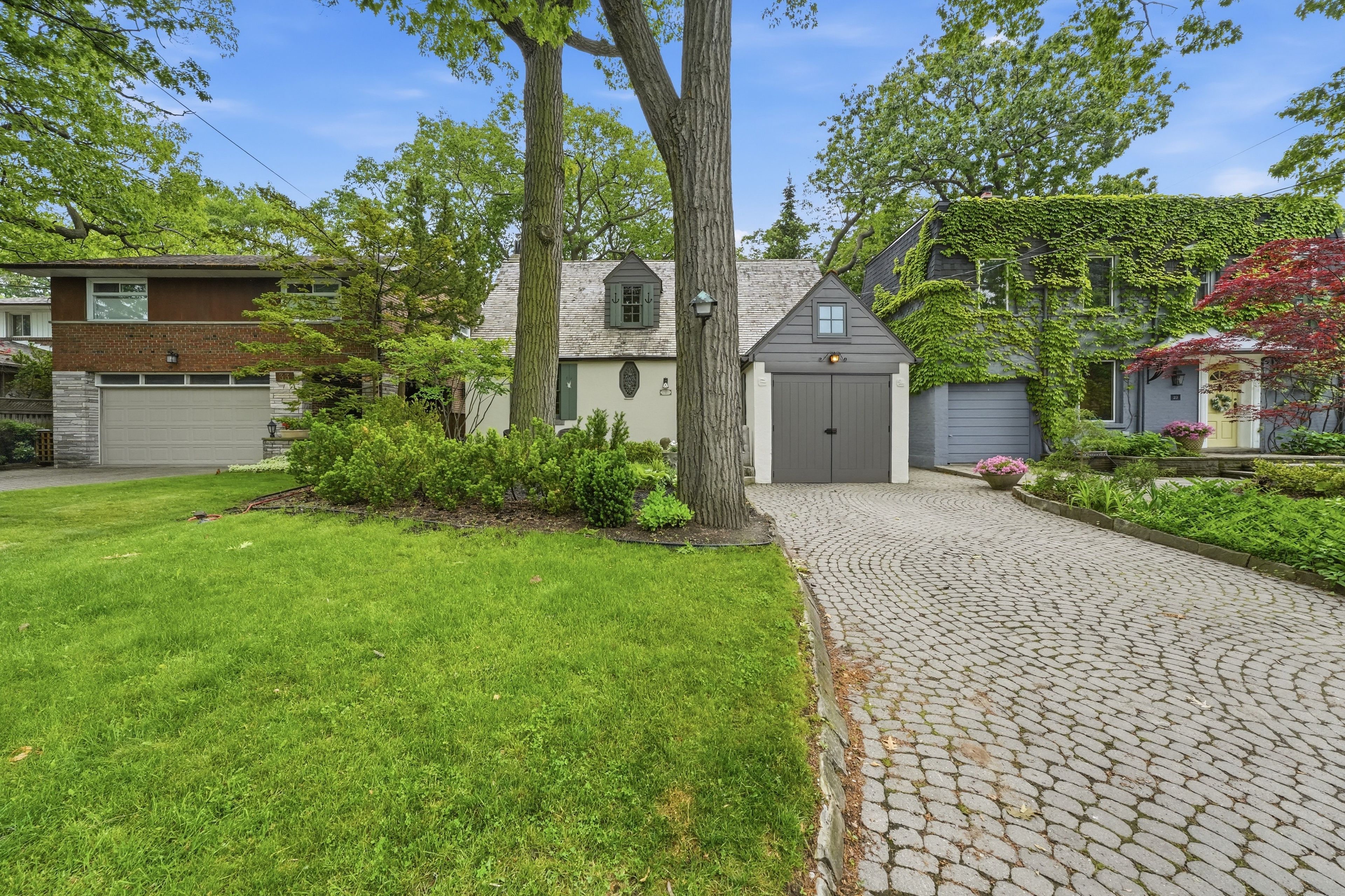 31 Glen Oak Drive - The Beaches