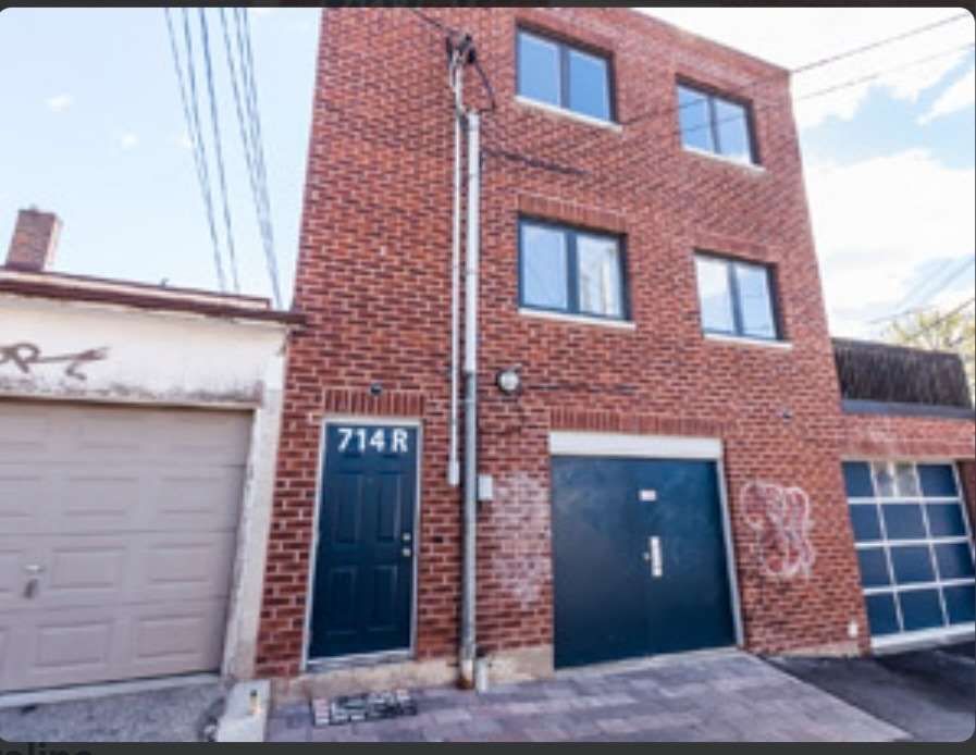 714R Dufferin Street - Downtown