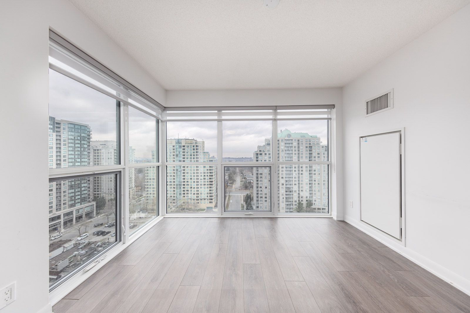 5168 Yonge Street - West North York