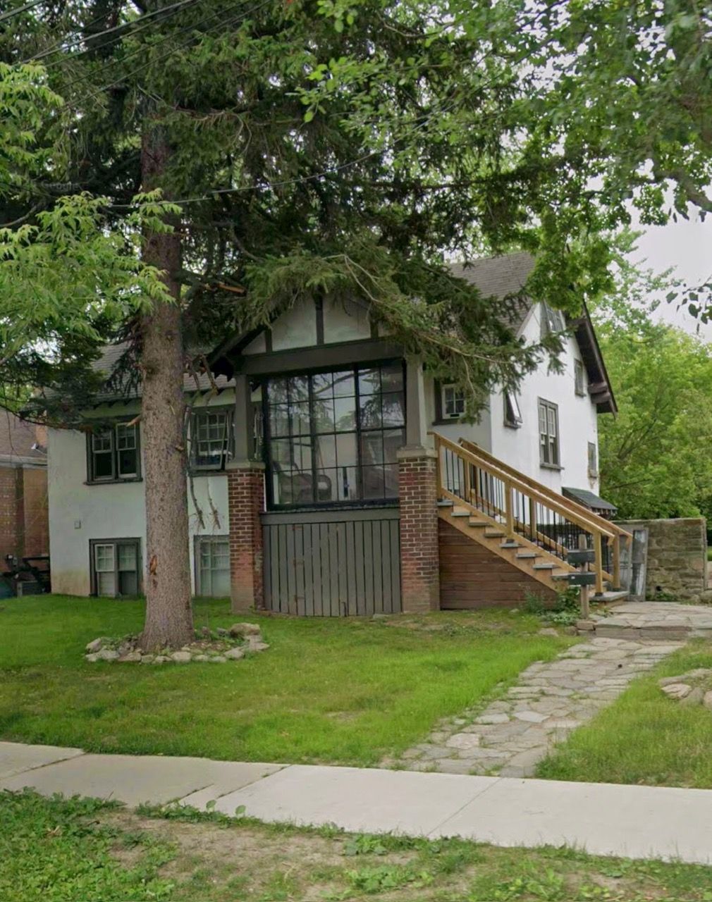 233 Ellerslie Avenue - West North York