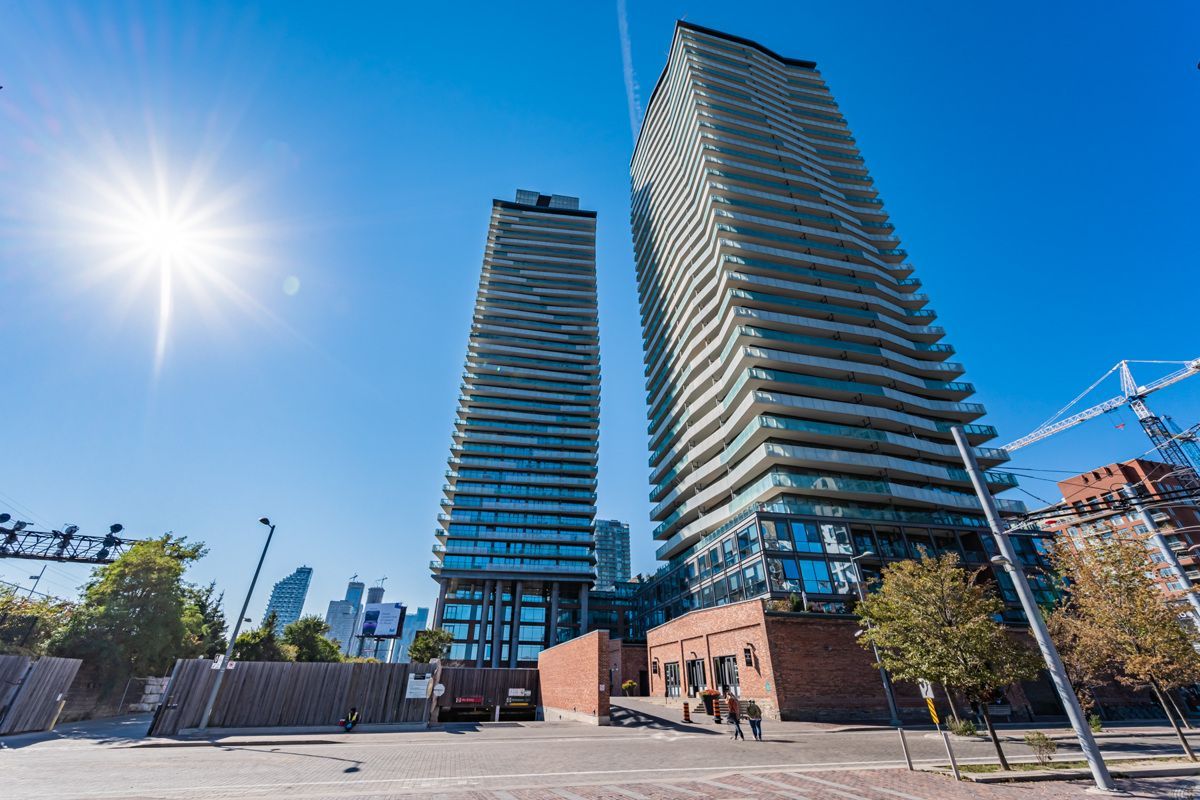 70 Distillery Lane - East Downtown