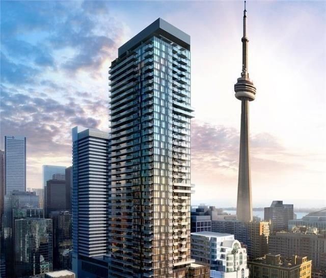 87 Peter Street - Downtown
