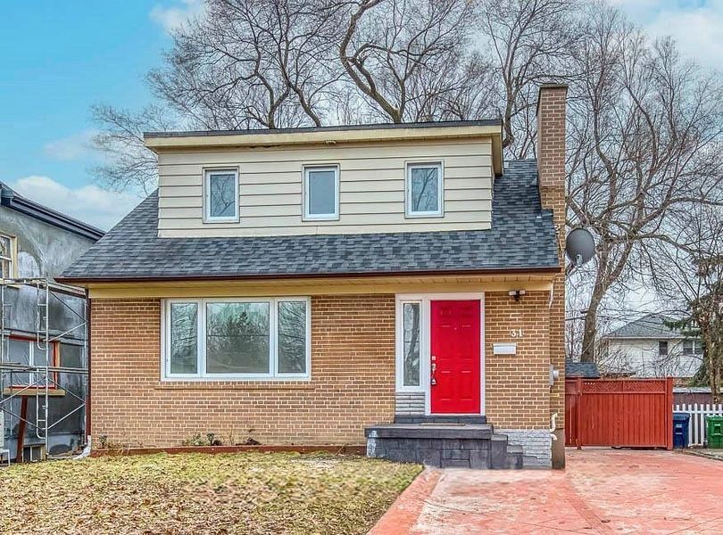 31 Genthorn Avenue - Rexdale