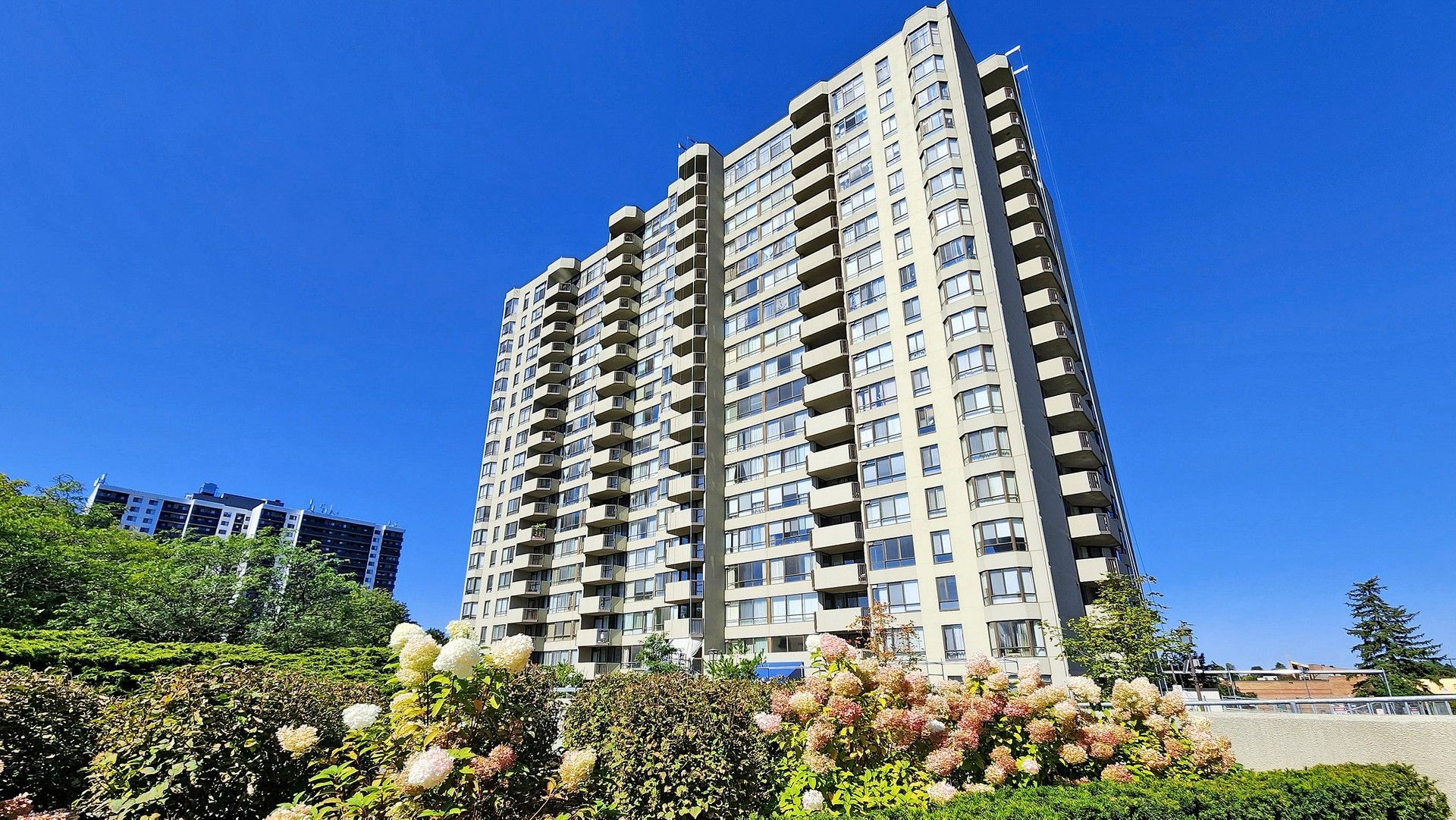 -275 Bamburgh Circle - Northwest Scarborough