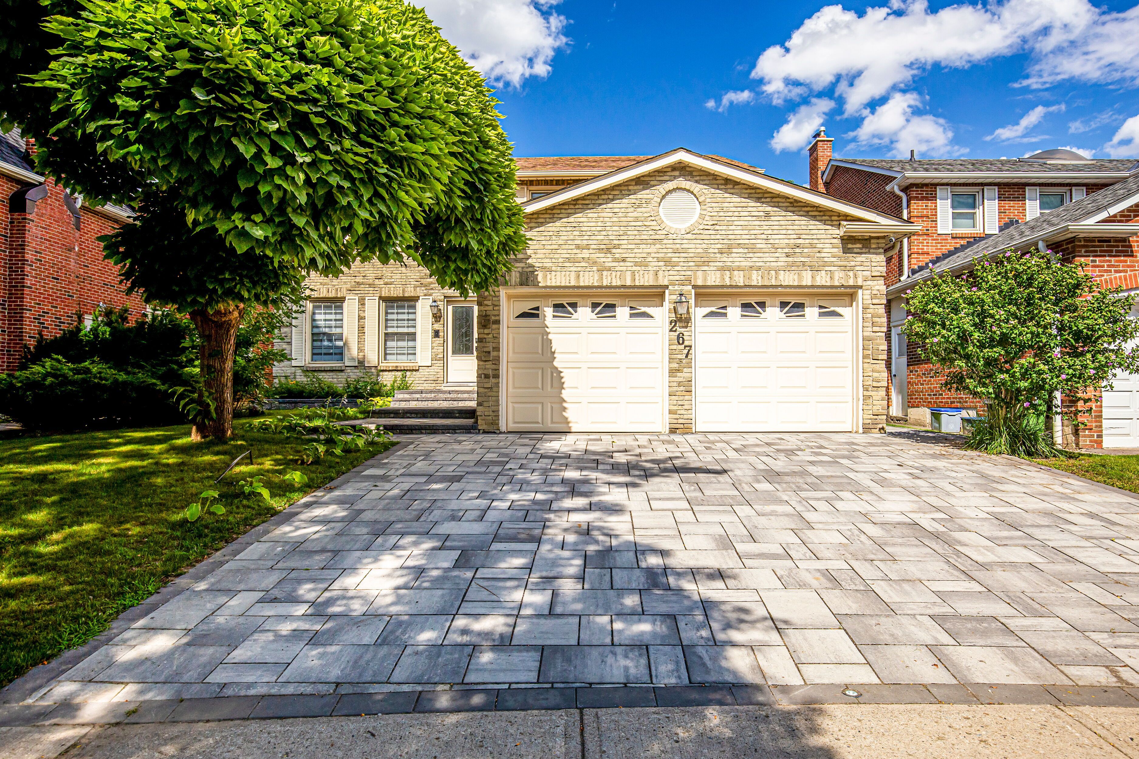 267 Hidden Trail - West North York