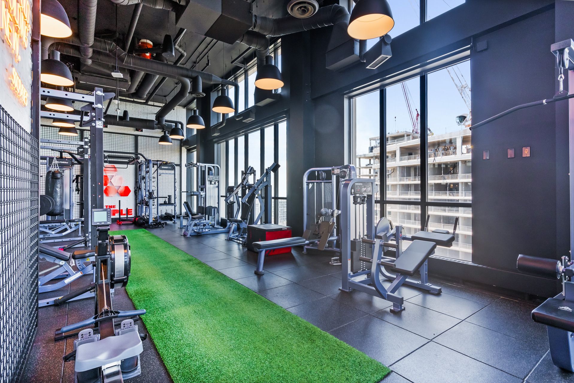 200 Redpath Avenue - Midtown