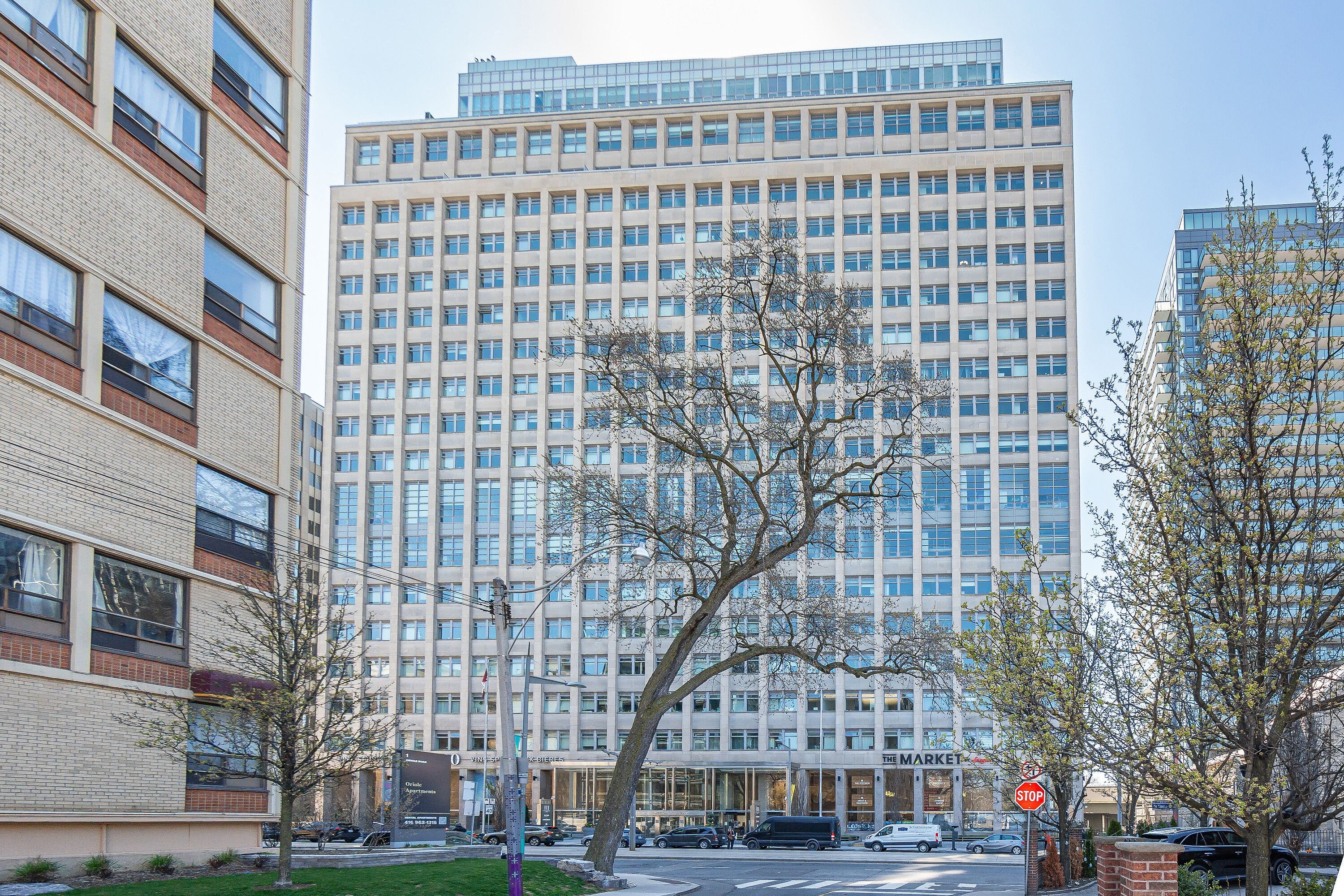 111 St Clair Avenue - Northwest Downtown