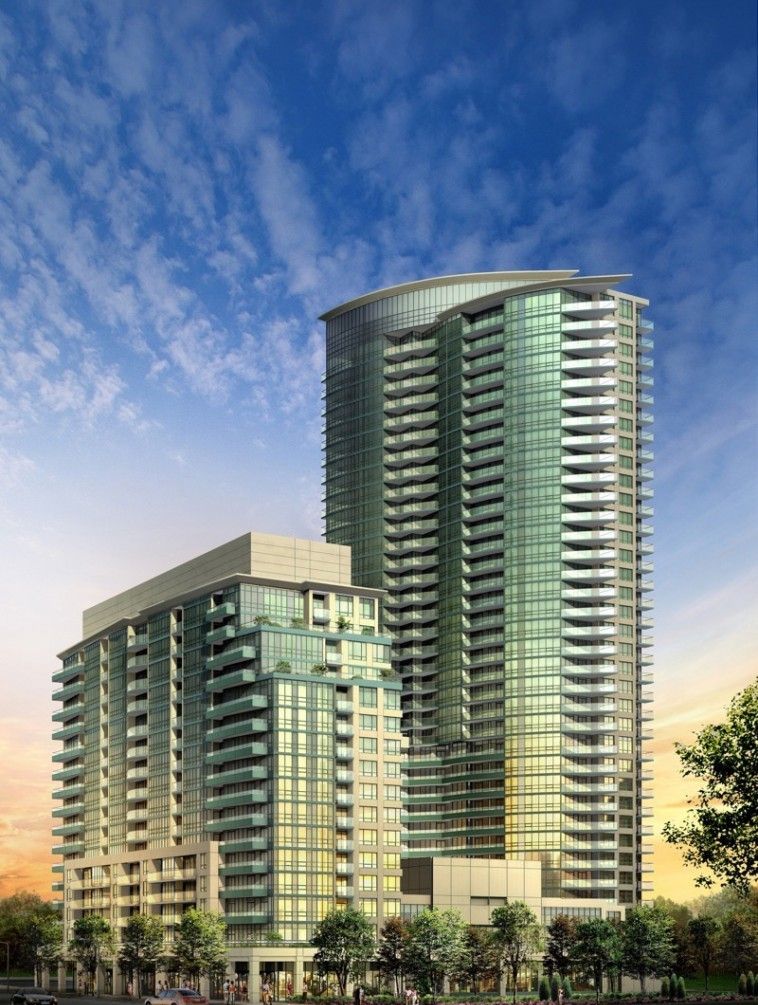 19 Grand Trunk Crescent - Downtown