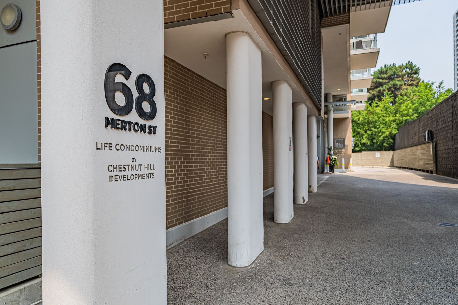 68 Merton Street - Midtown