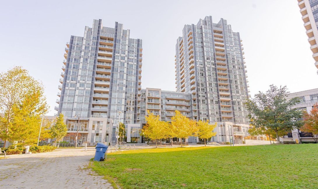 120 Harrison Garden Boulevard - North York