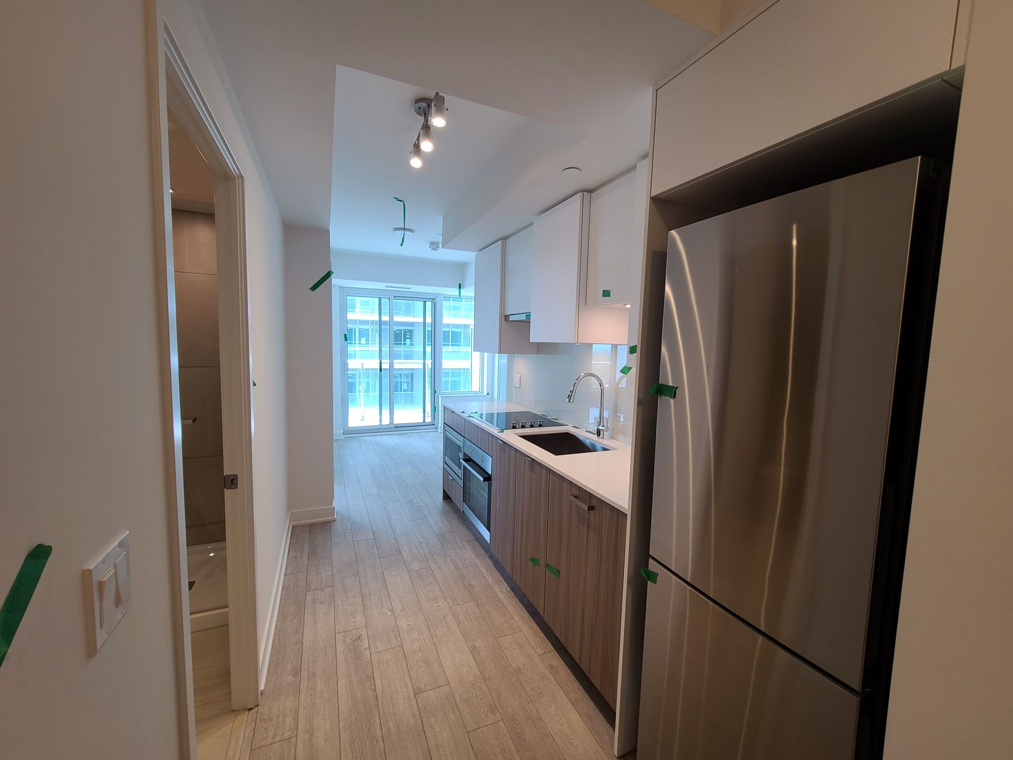 99 Broadway Avenue - Midtown