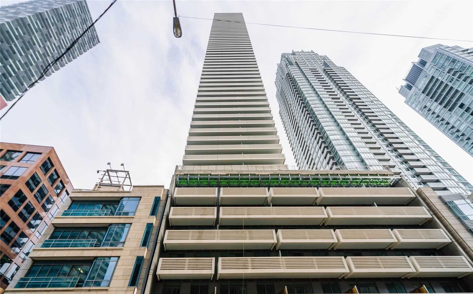 2221 Yonge Street - Midtown