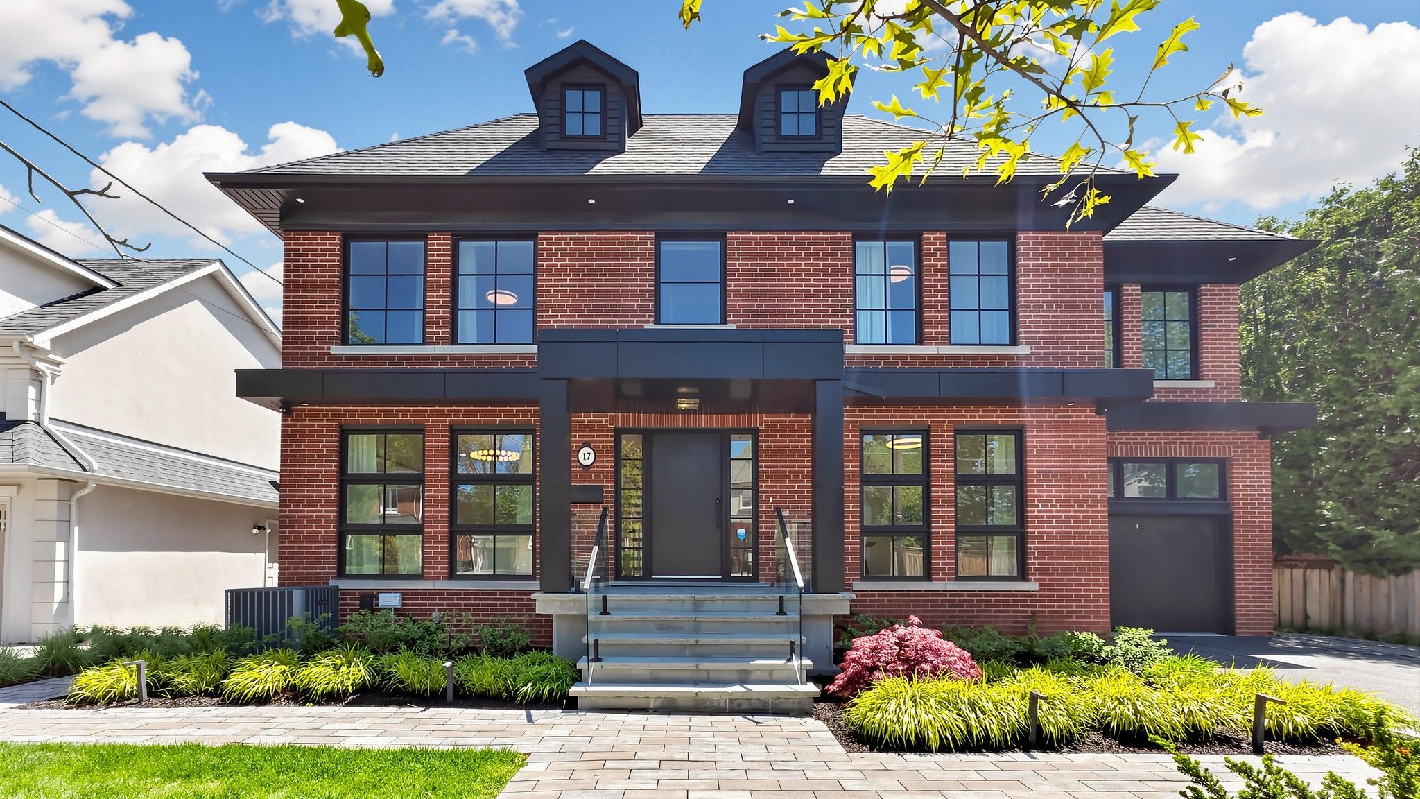 17 Romney Road - West North York