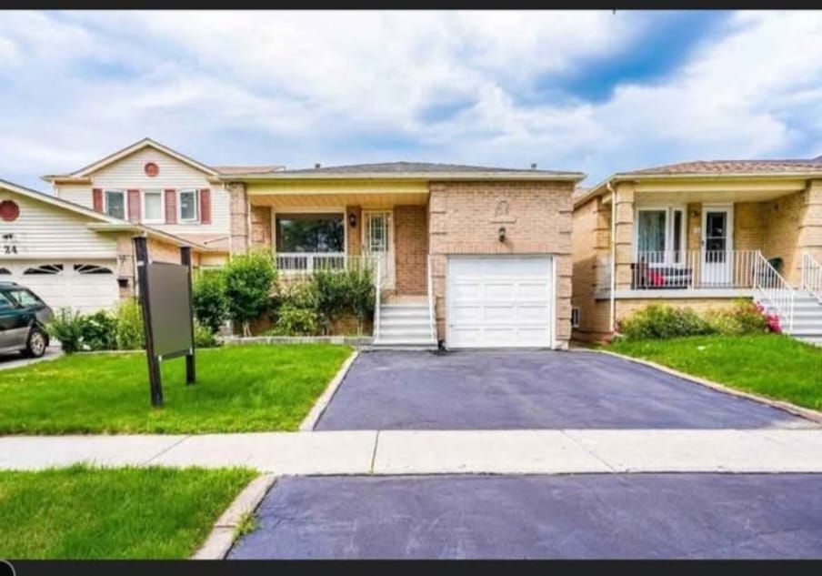 26 Greenleaf Terrace - North East Scarborough