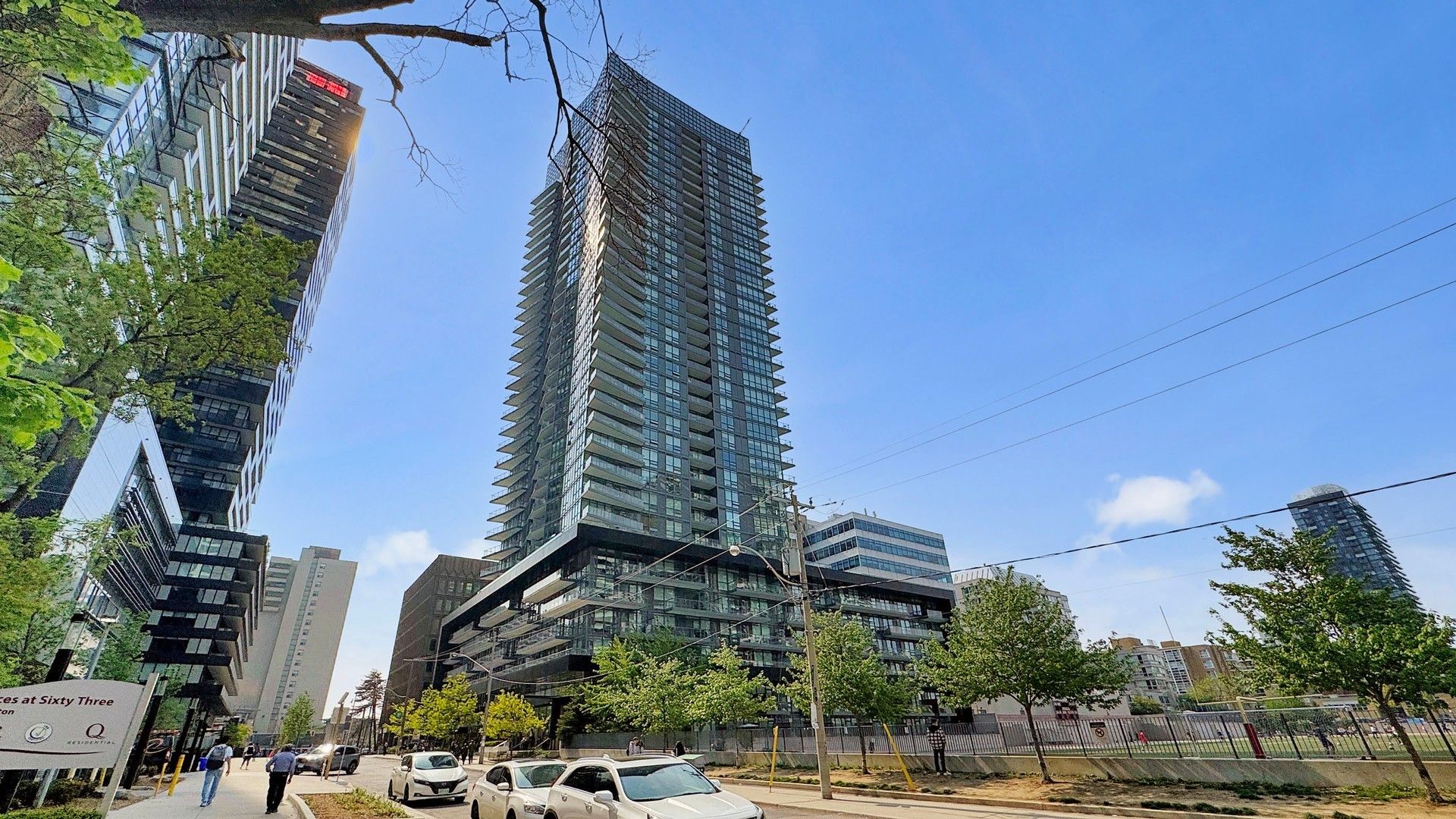 30 Roehampton Avenue - Midtown