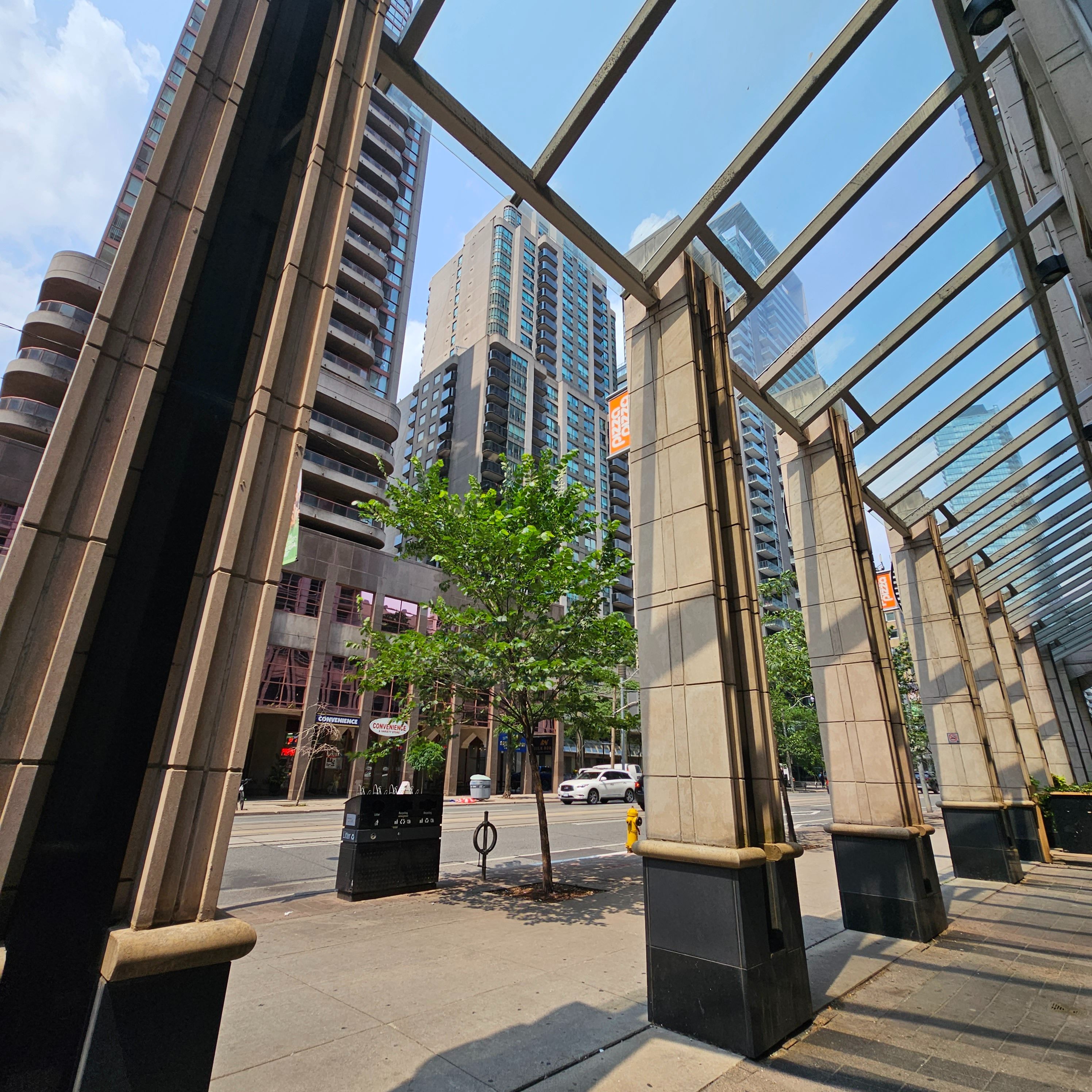 761 Bay Street - Downtown