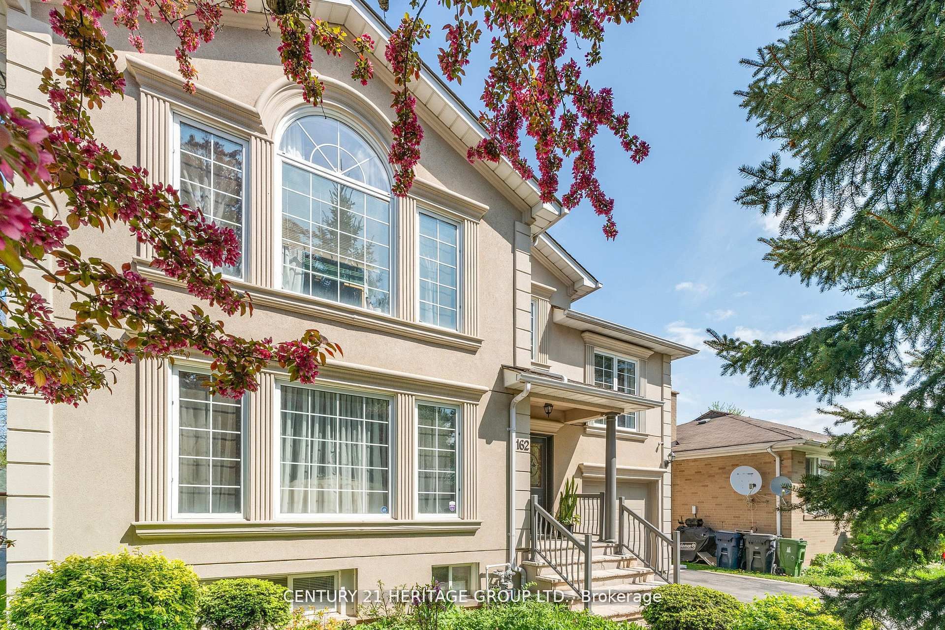 162 Goulding Avenue - West North York
