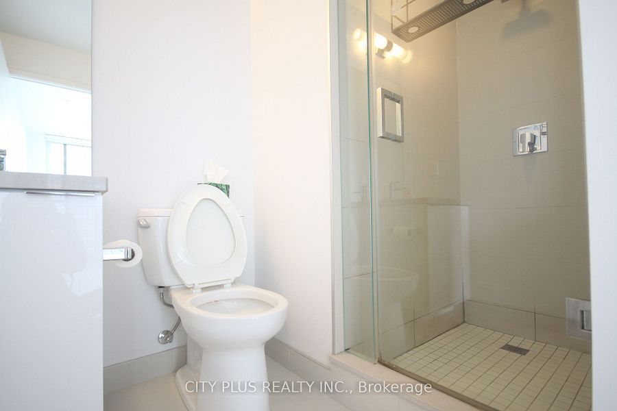 8 Eglinton Avenue - Midtown