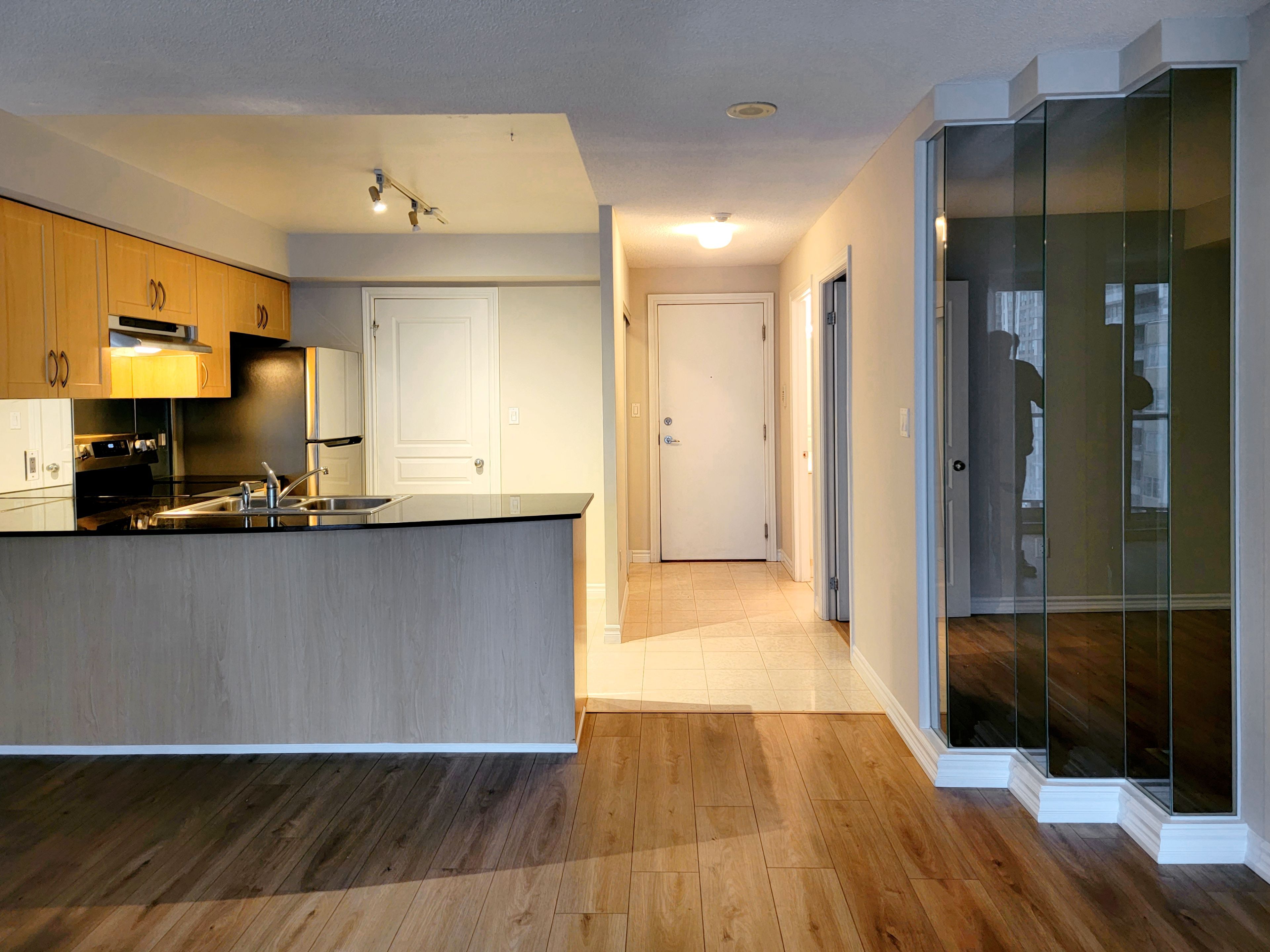 801 Bay Street - Downtown