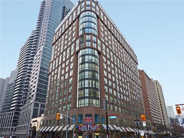 7 Carlton Street - East Downtown