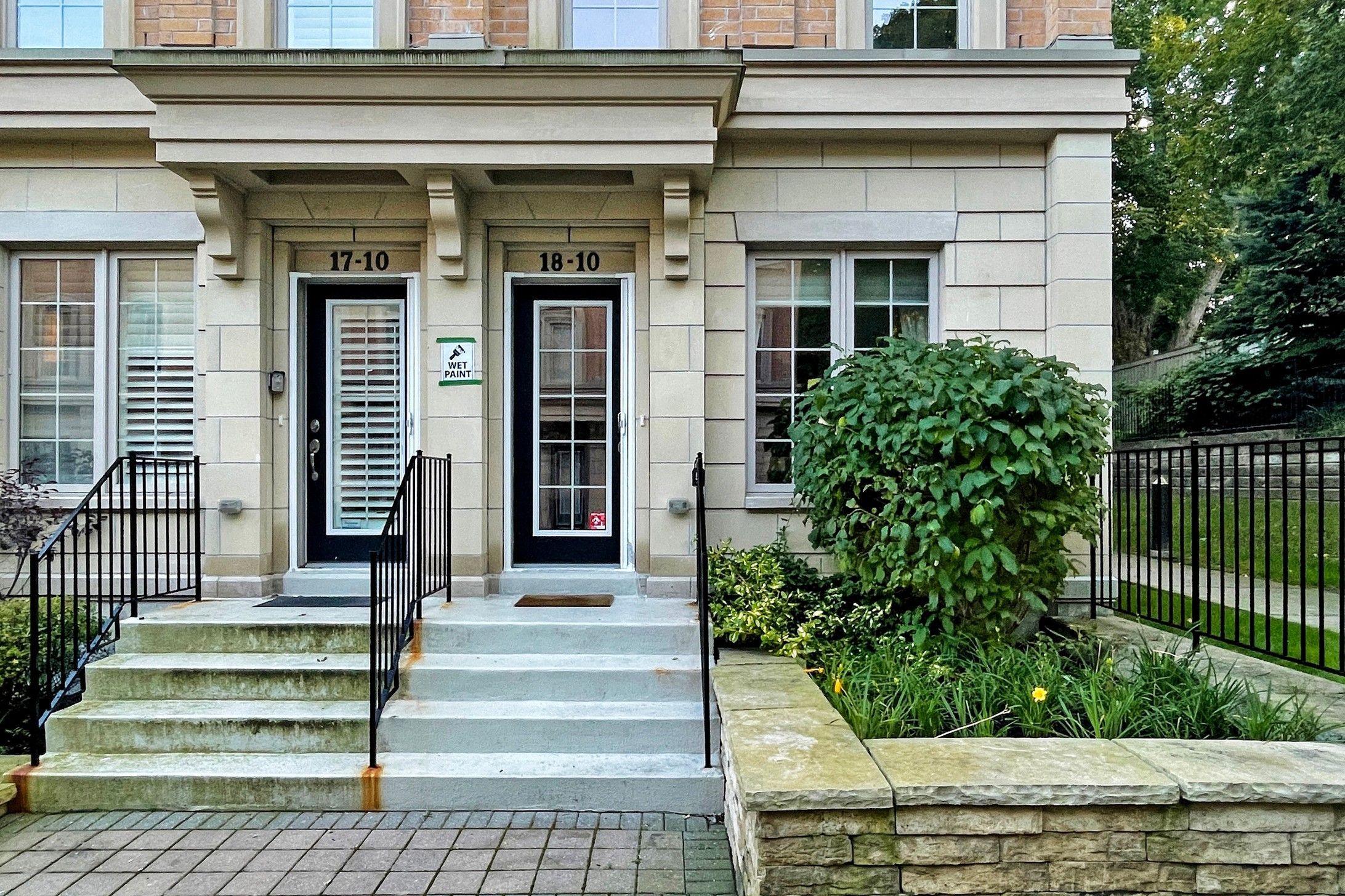 10 Hargrave Lane - East Midtown