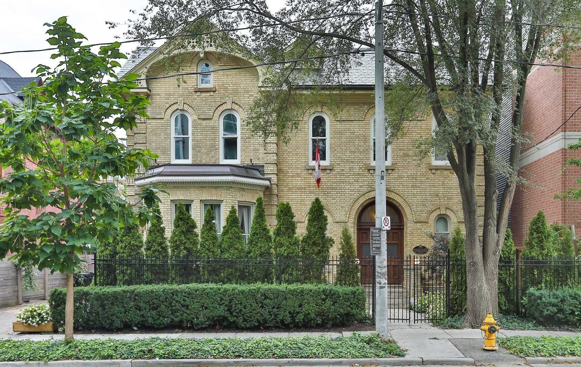 4 Wellesley Place - East Downtown