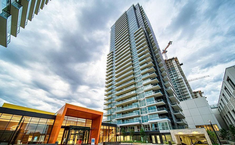 85 Mcmahon Drive - North York