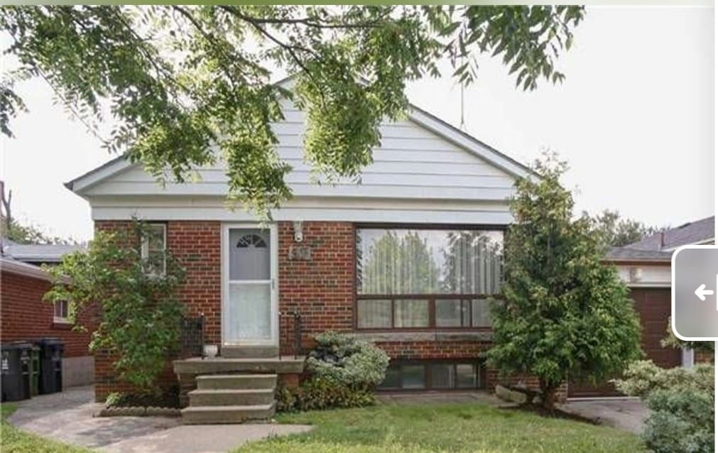 37 MacDonald Avenue - Weston