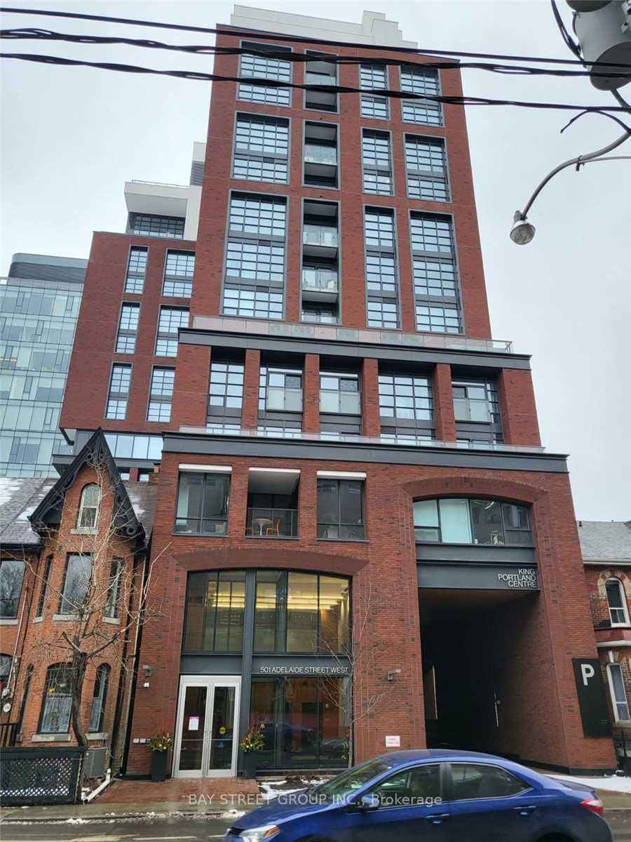 501 Adelaide Street - Downtown