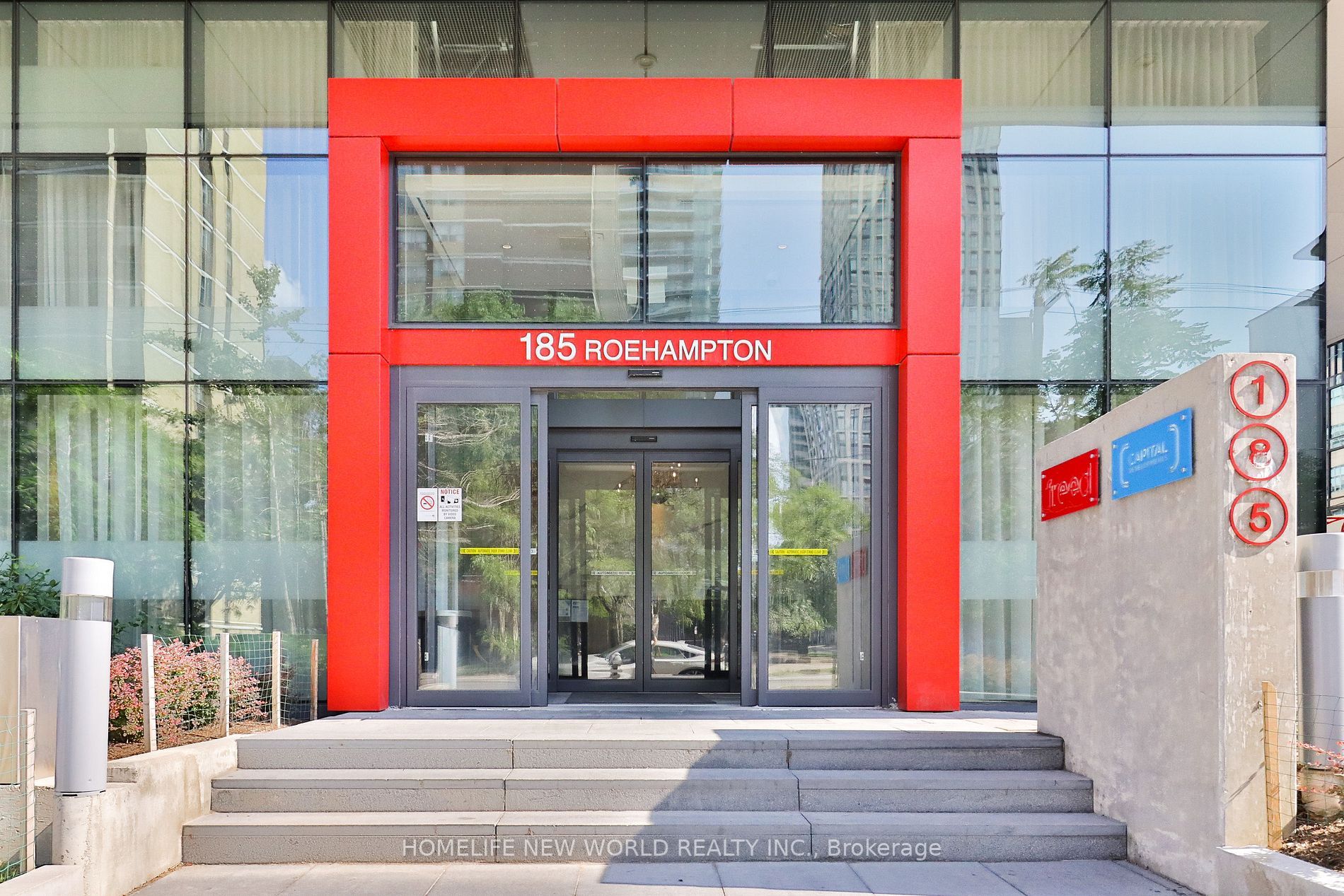 185 Roehampton Avenue - Midtown
