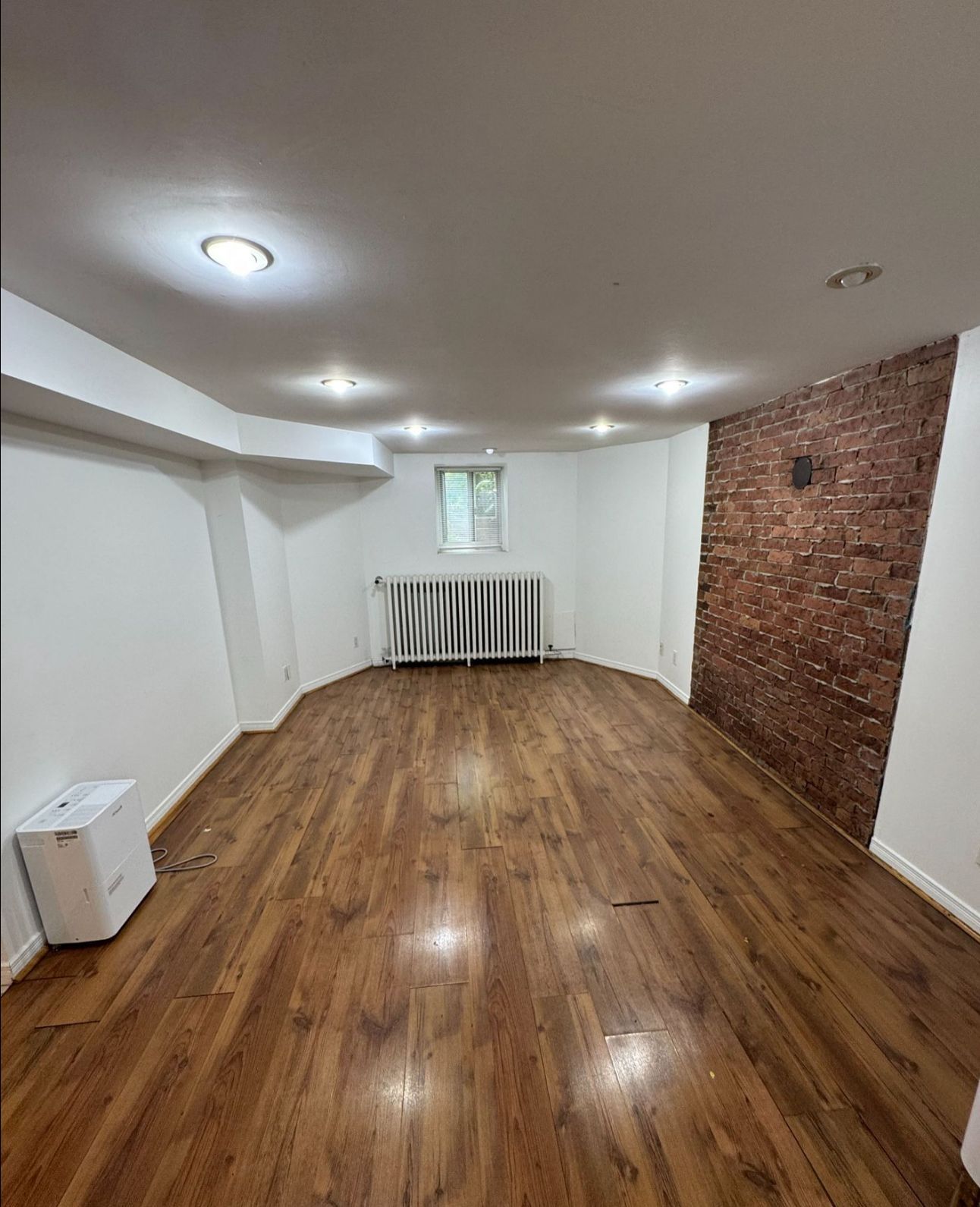 42 Keewatin Avenue - Midtown