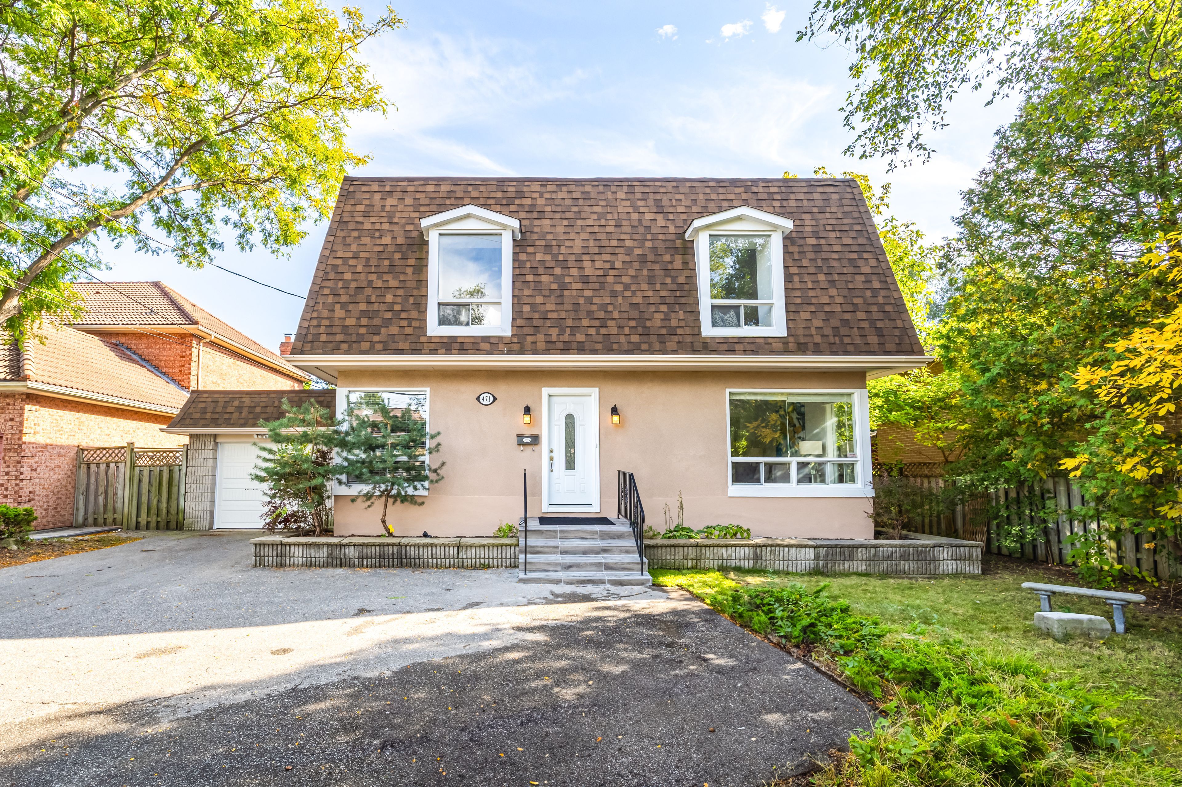 471 Cummer Avenue - North York