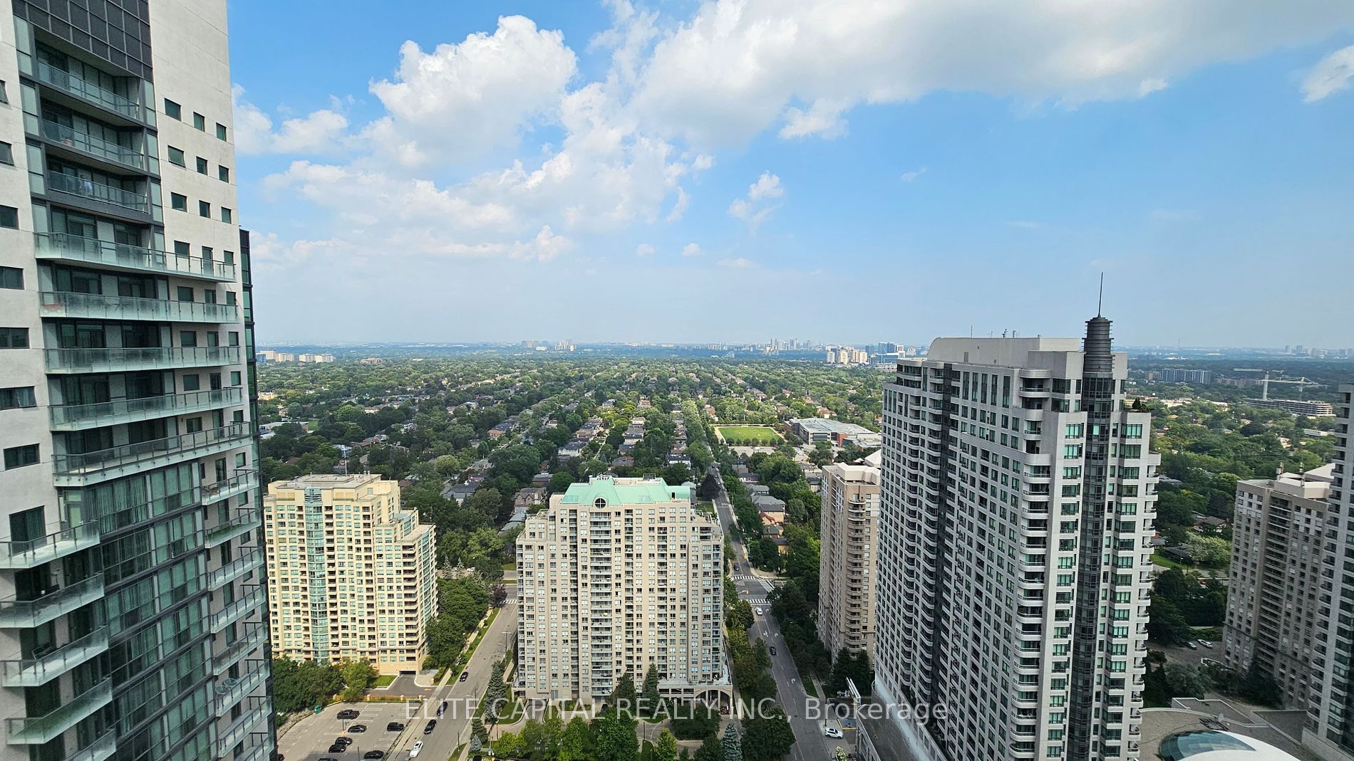 5162 Yonge Street - West North York