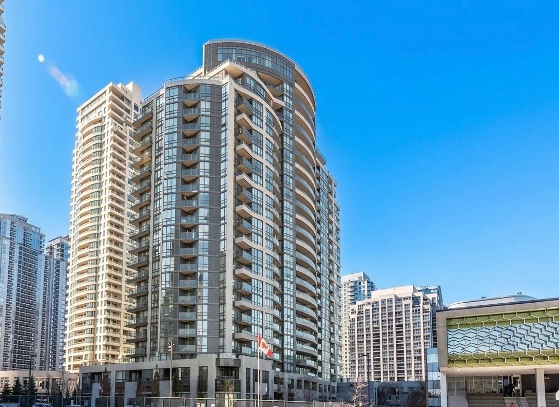35 Hollywood Avenue - North York
