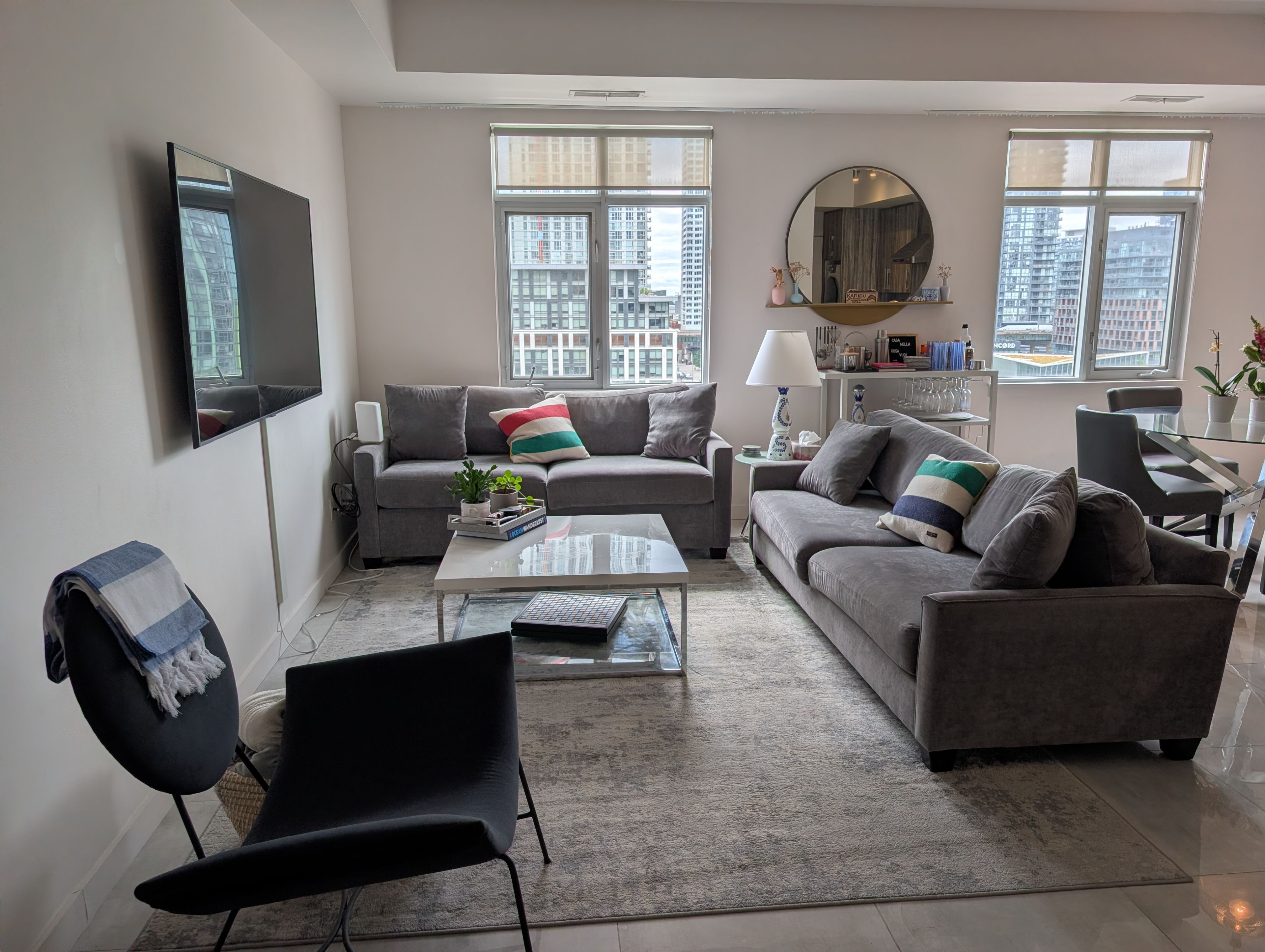 550 Front Street - Downtown