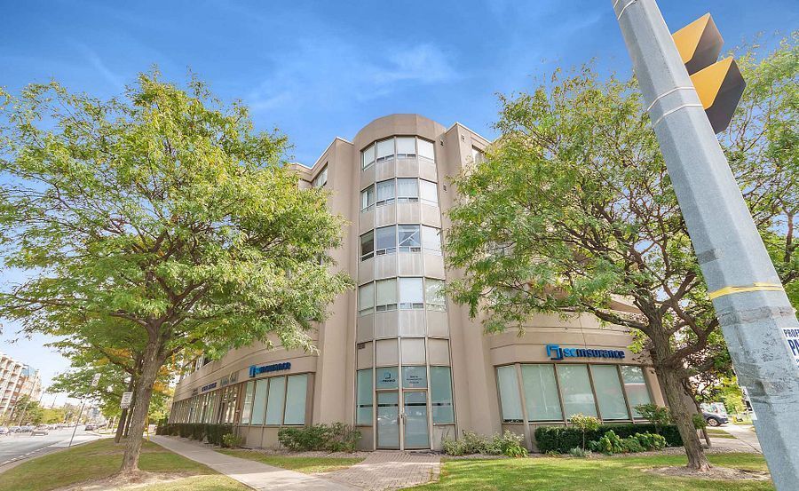 555 Wilson Heights Boulevard - West North York