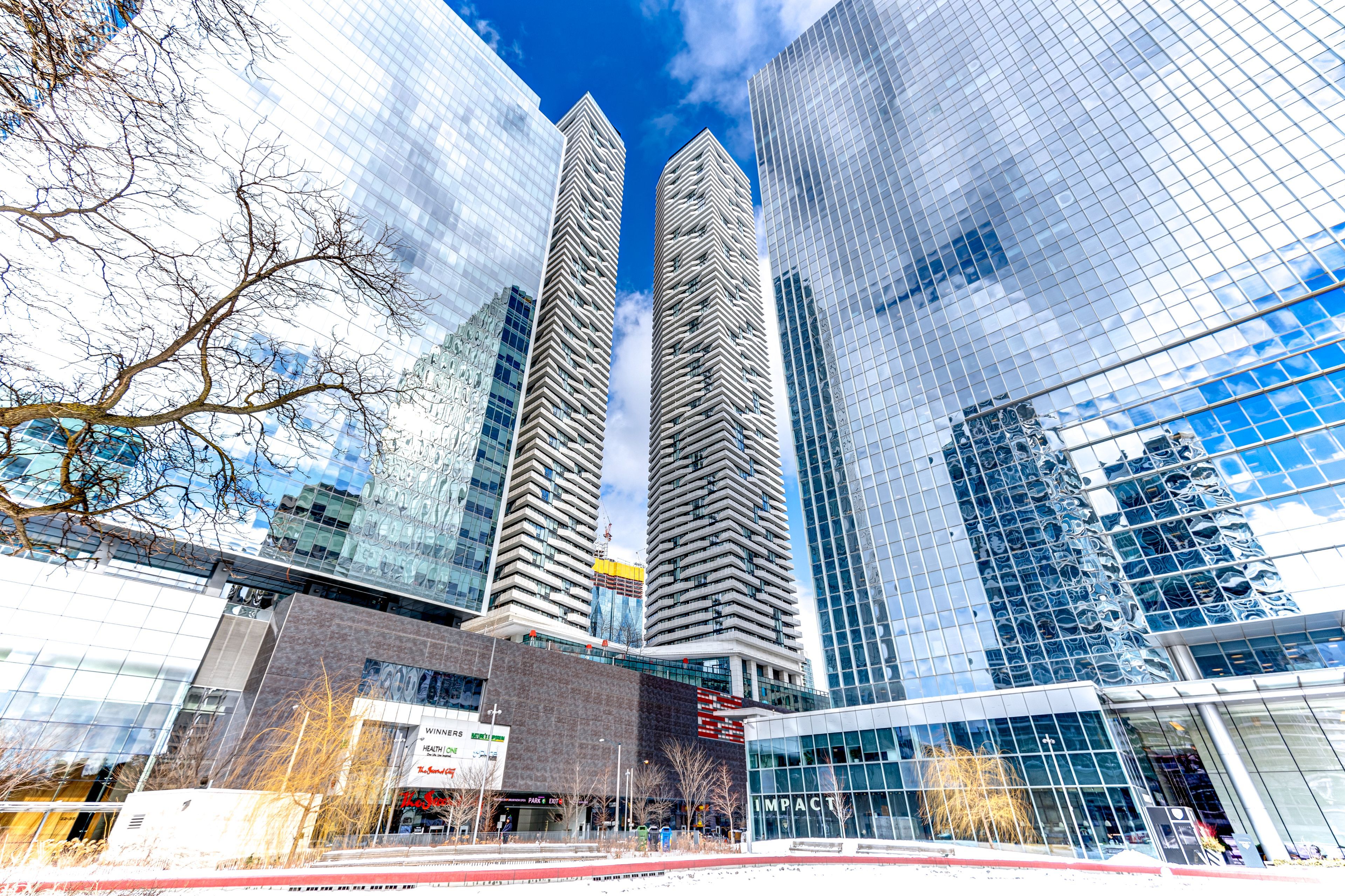 88 Harbour Street - Downtown