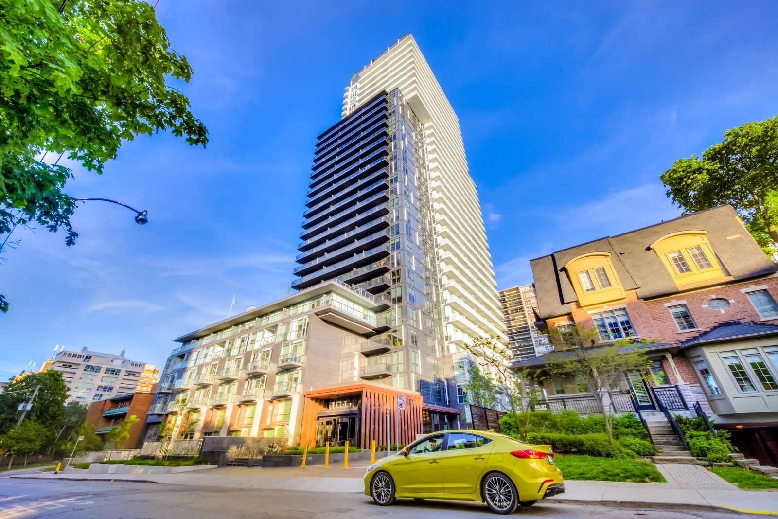 101 Erskine Avenue - Midtown