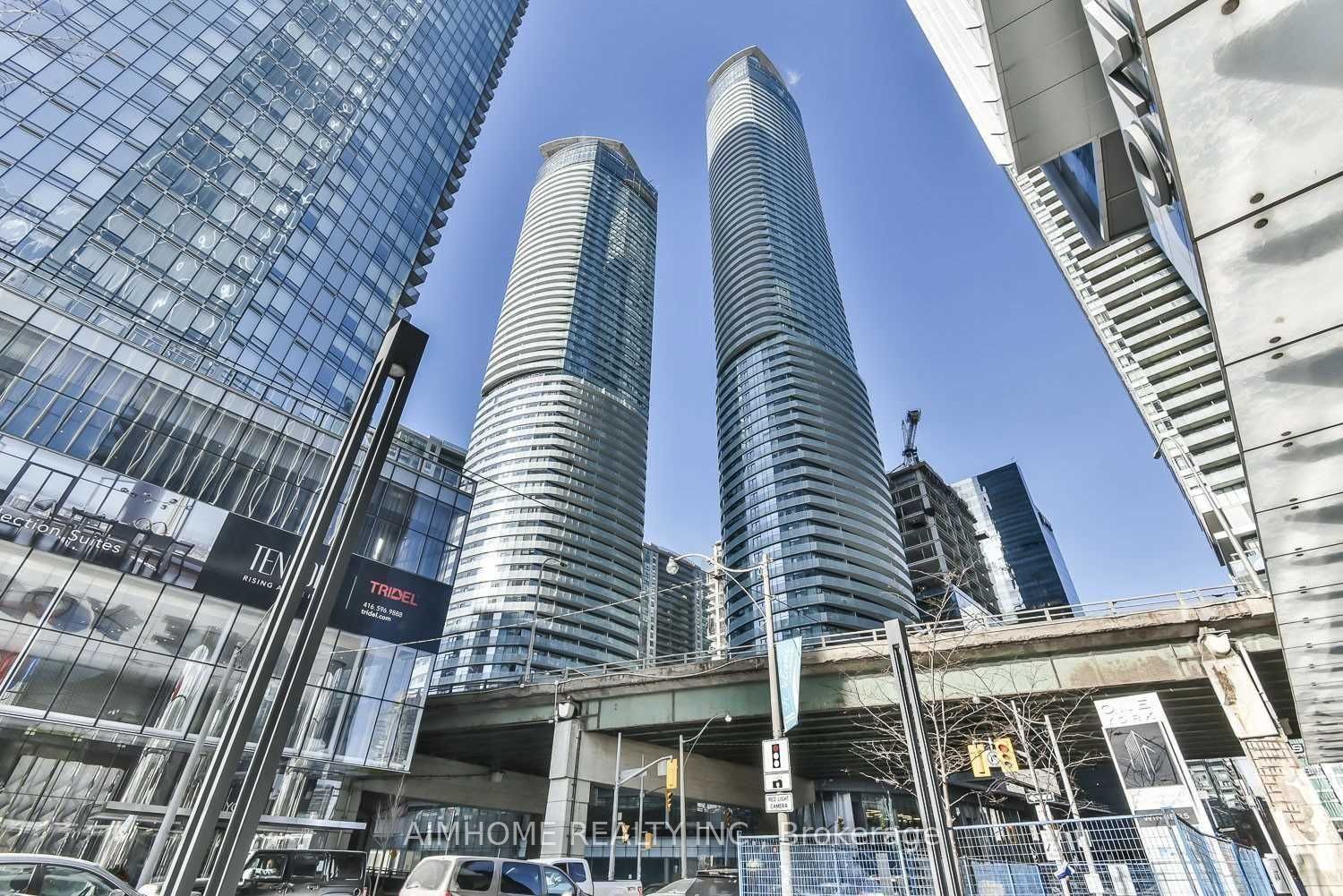 12 York Street - Downtown
