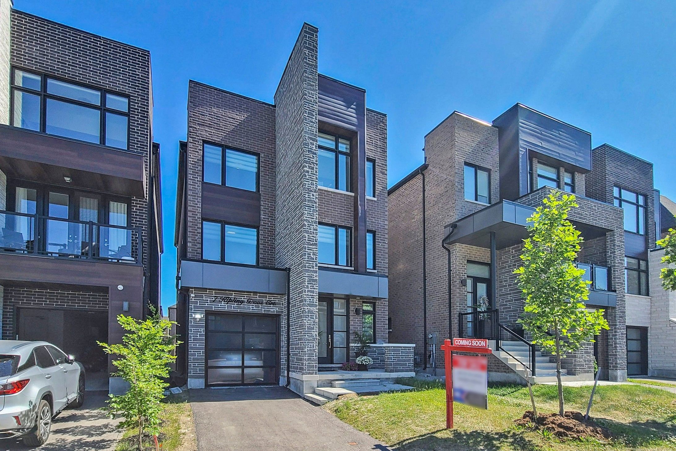 7 Kipling Grove Court - Etobicoke West