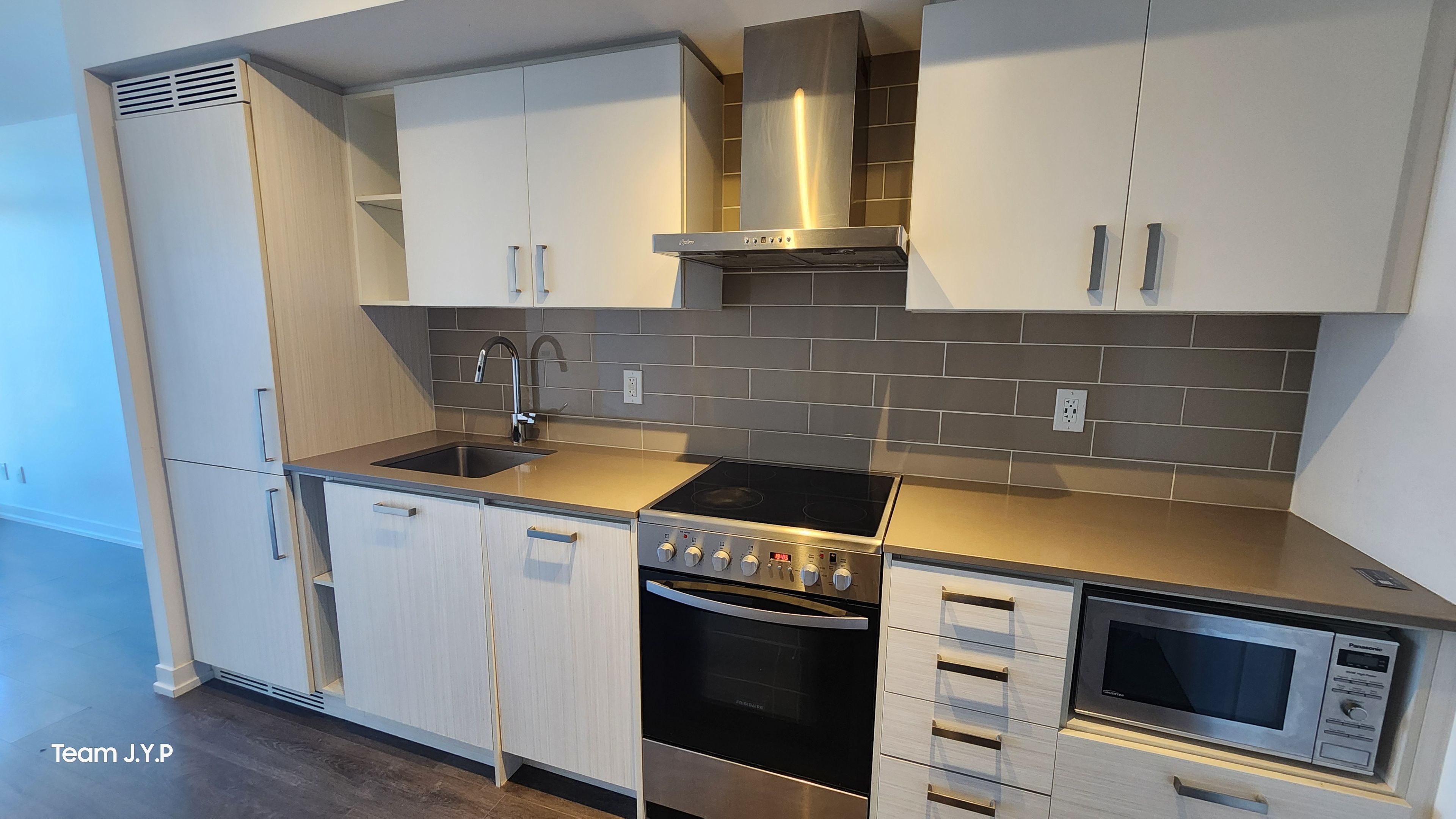 125 Redpath Avenue - Midtown