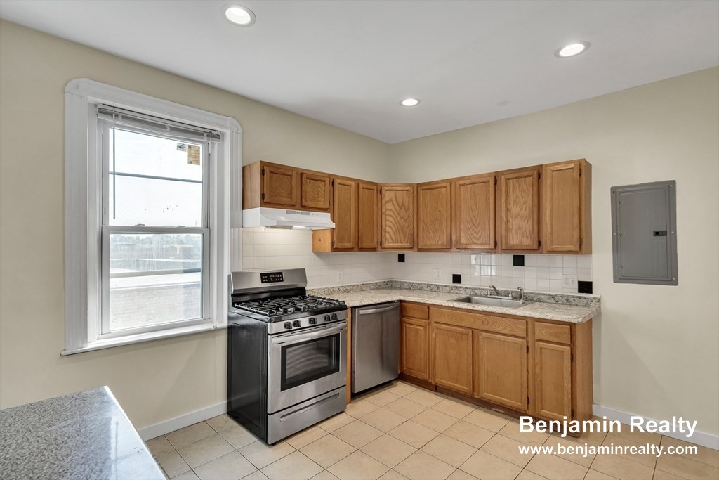 41 Orkney Rd. - Brighton