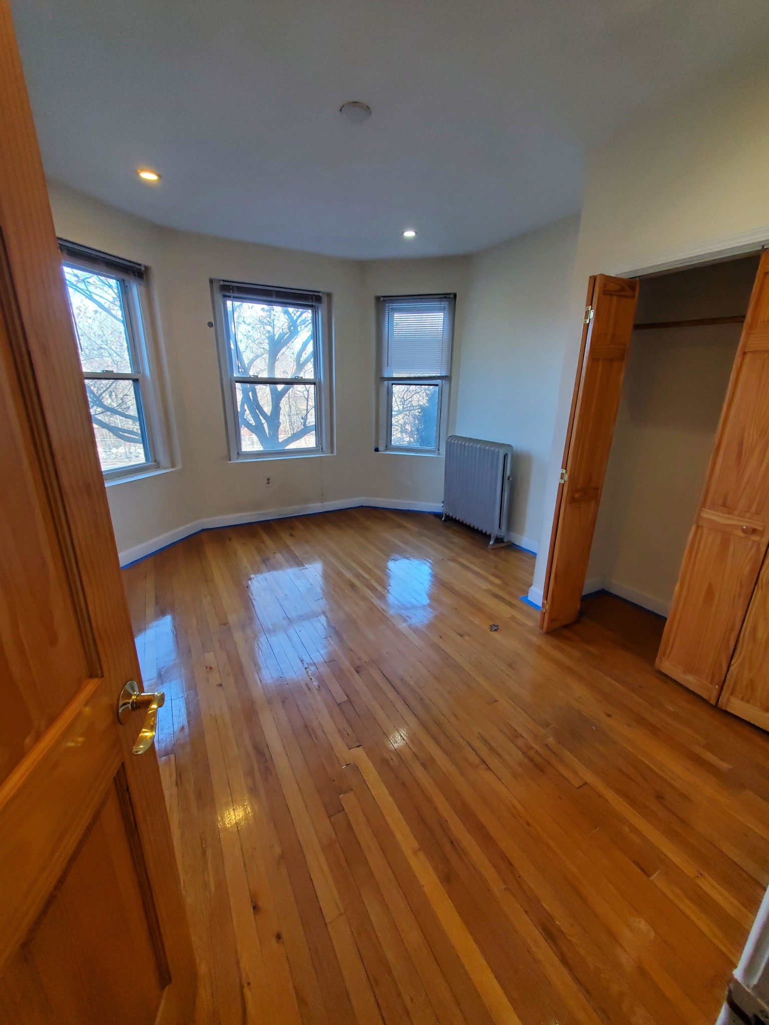 352 Riverway - Mission Hill