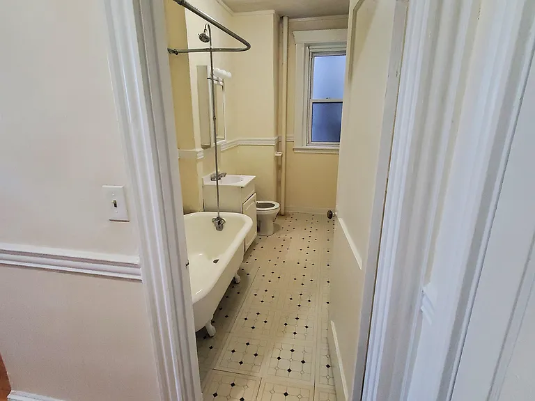 364 Riverway St. - Mission Hill