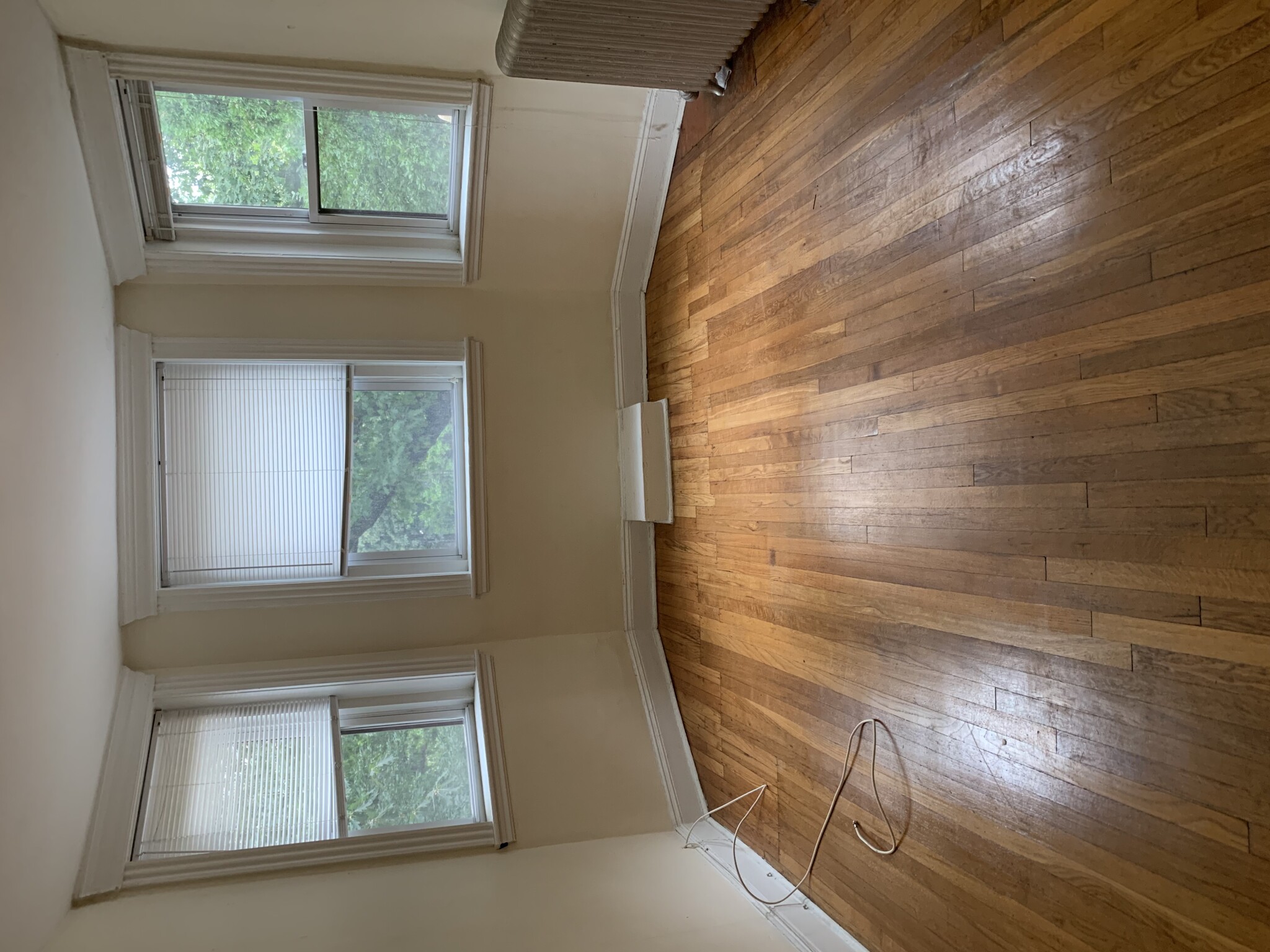 352 Riverway - Mission Hill