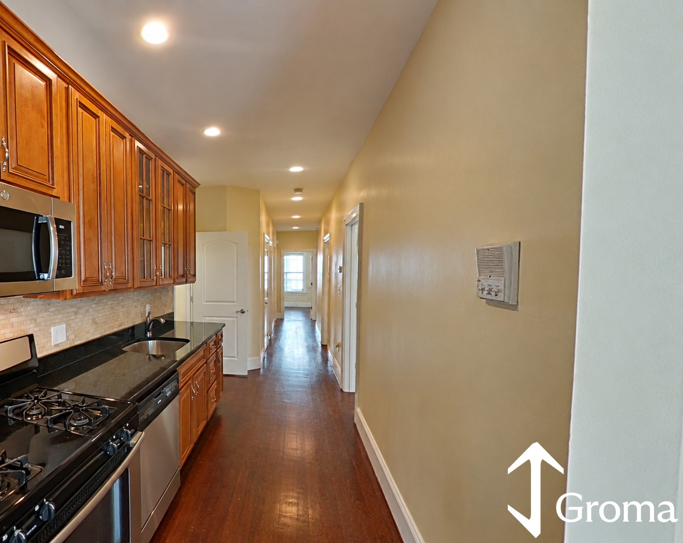 81 Hillside St. - Mission Hill