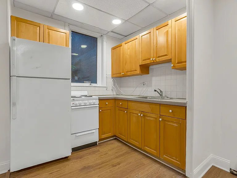 11 Aberdeen St. - Fenway