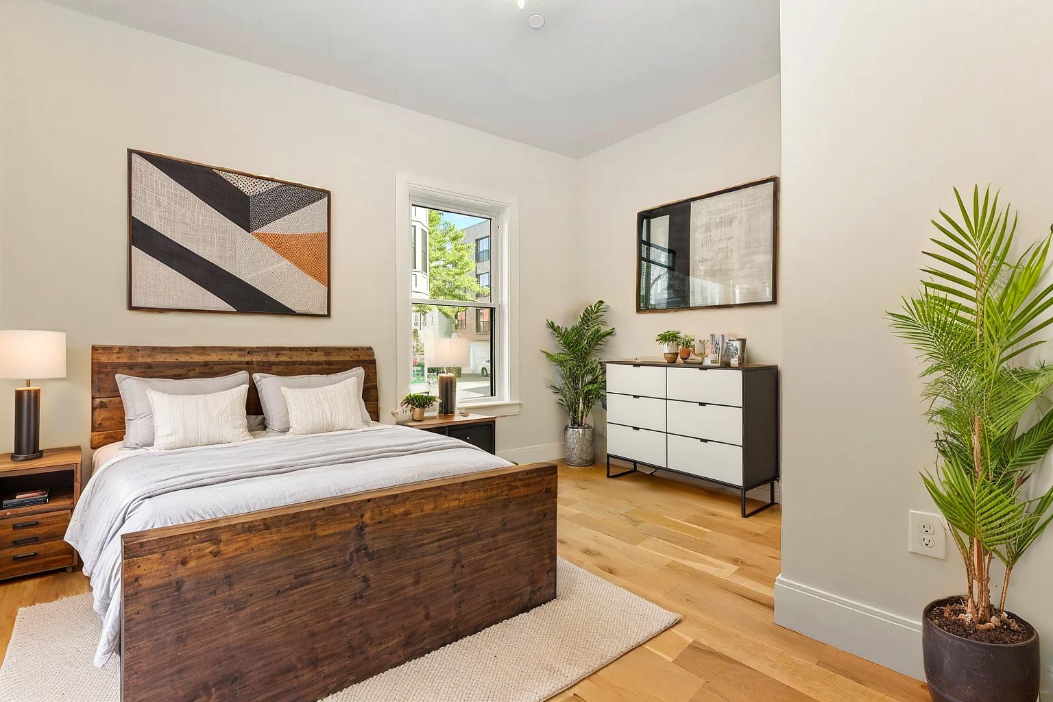 200 Maverick - East Boston