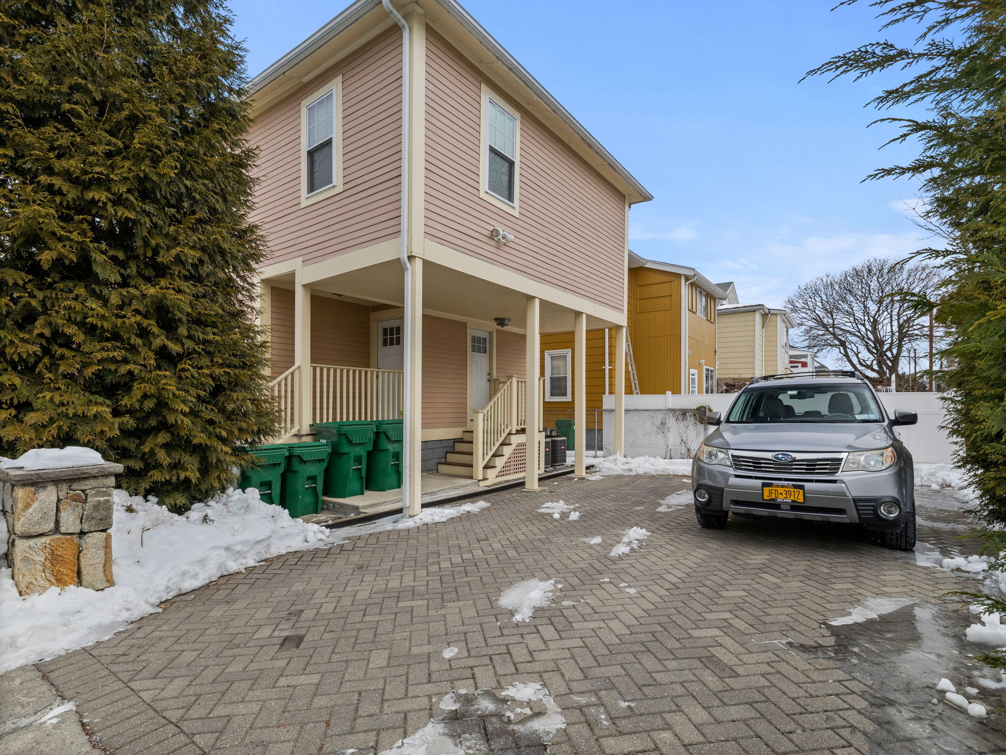 80 Bowdoin St. - Tufts University