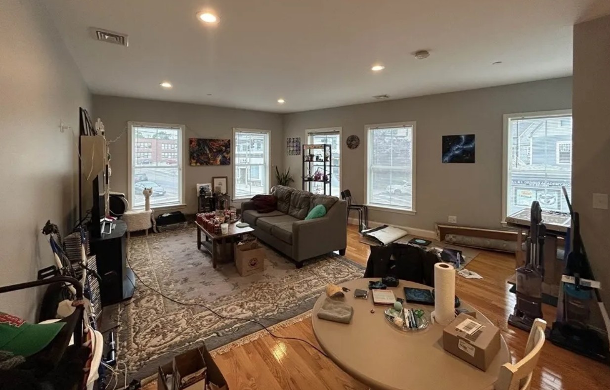 15 Dana Ave. - Hyde Park